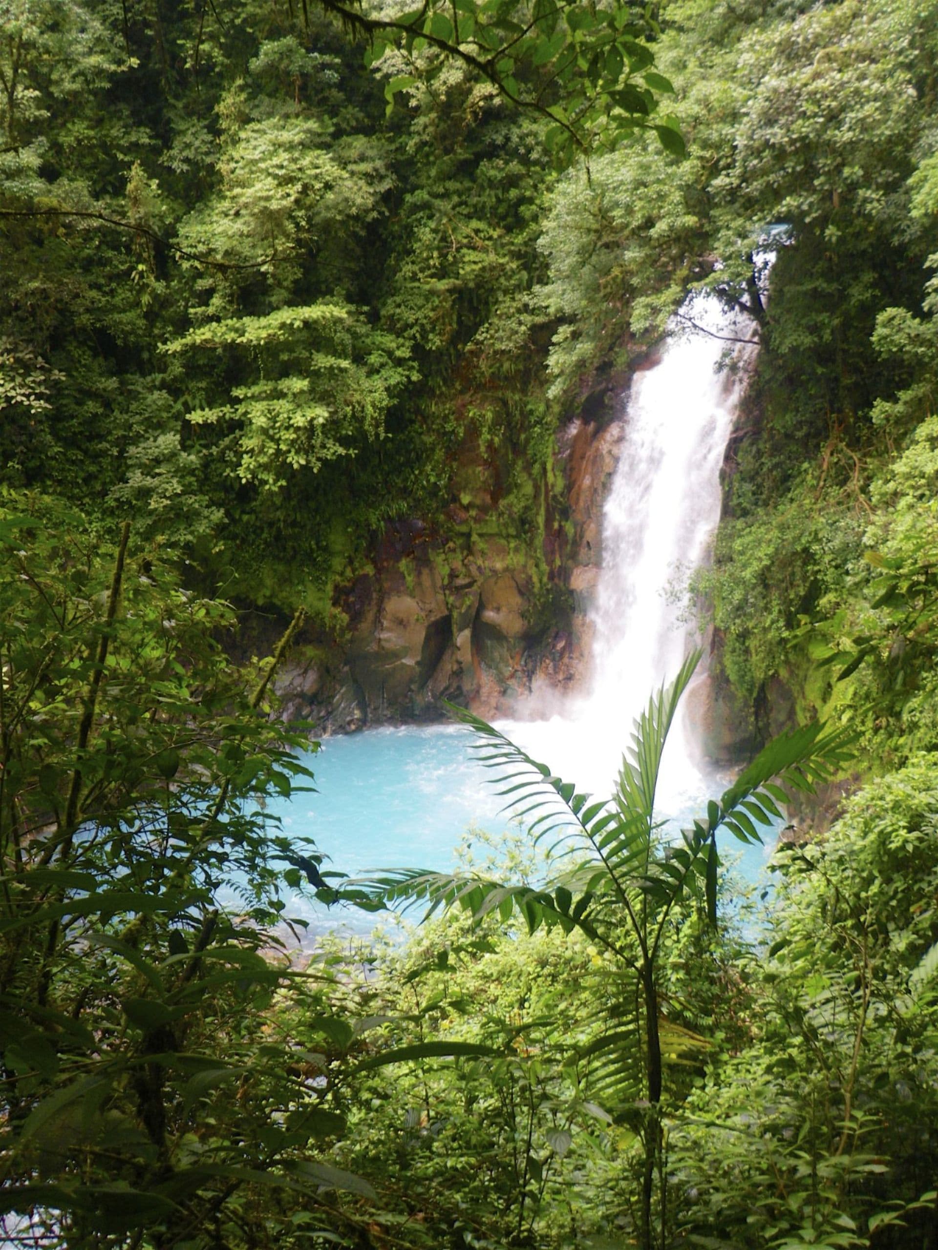 Der Fluss Rio Celeste in Costa Rica